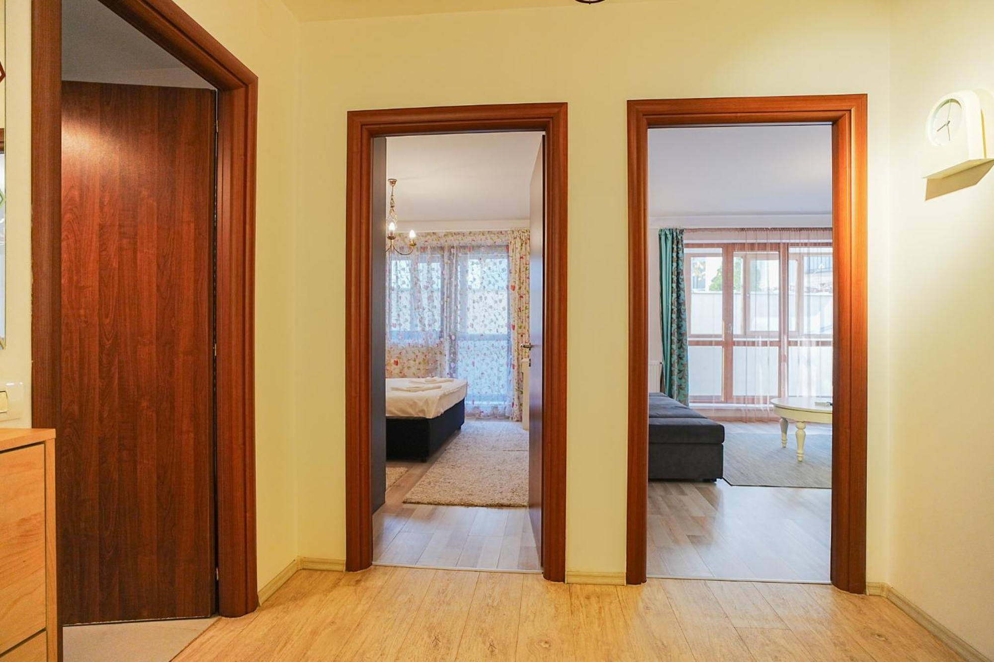 Appartamento Hideaway Near Parliament Building Bucarest Esterno foto